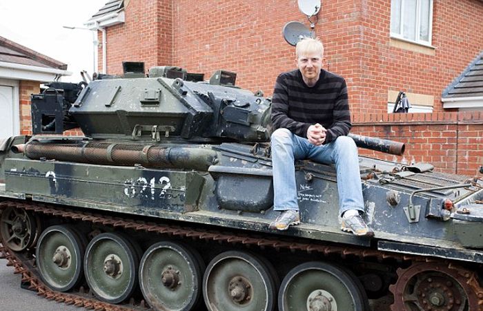 Британский инженер купил танк через интернет-аукцион 