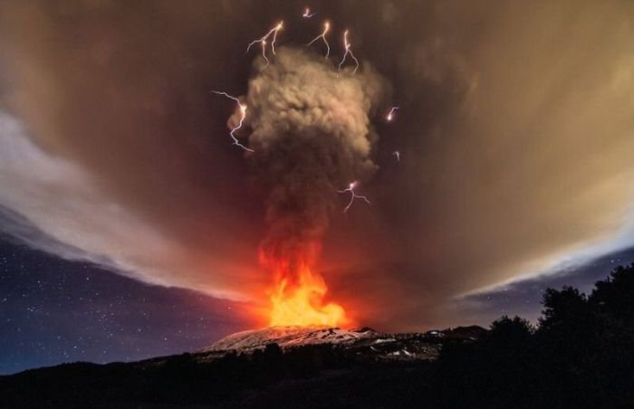 Извержение вулкана Этна 