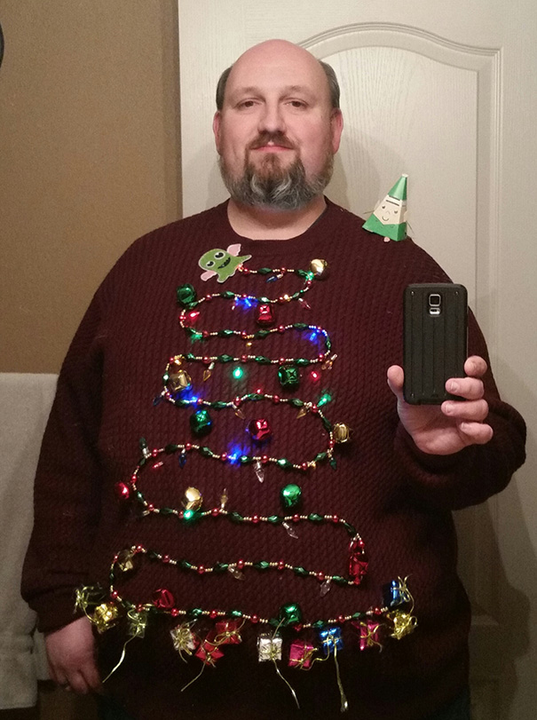 уродливый новогодний свитер фото