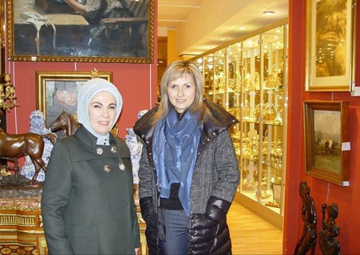 Роскошная жизнь президента Турции Реджепа Эрдогана и его жены Эмине 