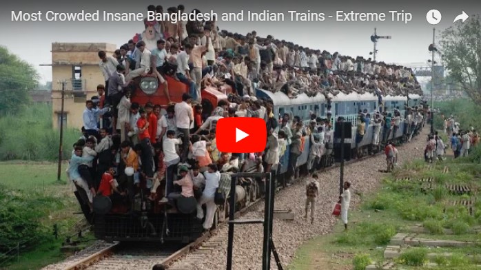 Поезд в Индии: кто первым не успел - едет на крыше