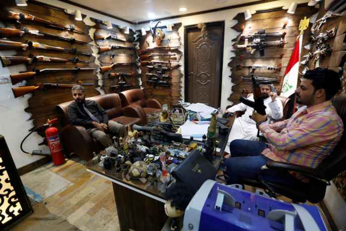 В Багдаде впервые за долгое время разрешили продажу оружия населению