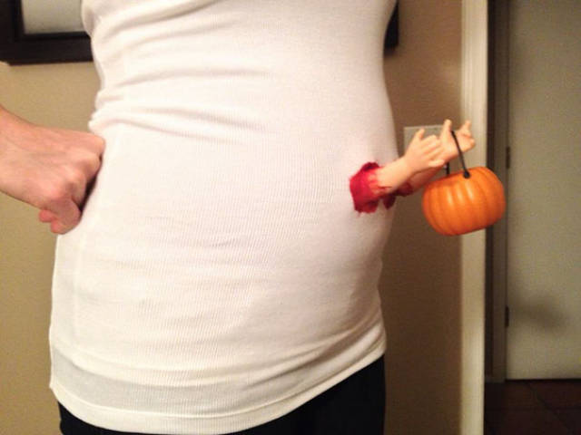 Беременные девушки на Хэллоуин