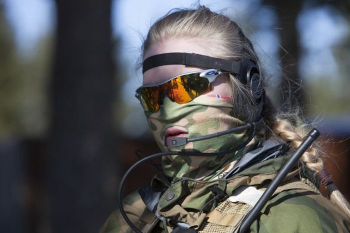 Женщины в рядах вооруженных сил Норвегии 