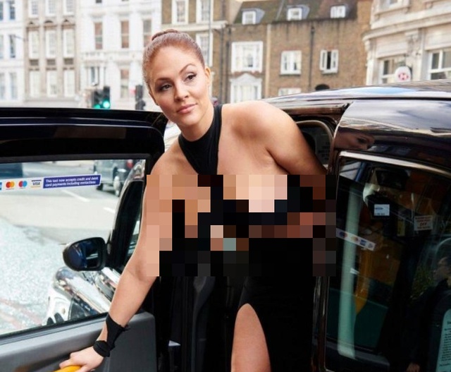 Британка Стефани Барнс прогулялась в откровенном "платье Ким Кардашьян" по улицам Лондона