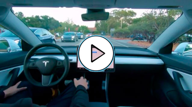 Tesla показала полностью автономный автопилот