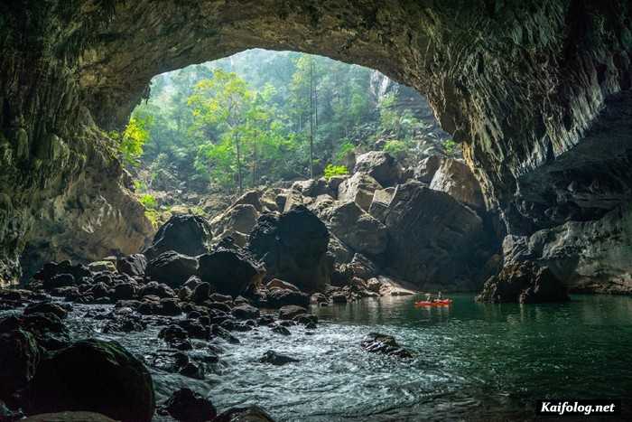 Красота Лаоса. Пещера Tham Khoun