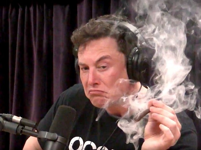 Курение вредит вашему бизнесу. У SpaceX Маска проблемы из-за марихуаны