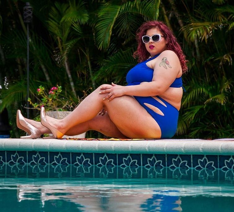 17 полных женщин в купальниках, которые не стесняются показать своё тело таким, какое оно есть