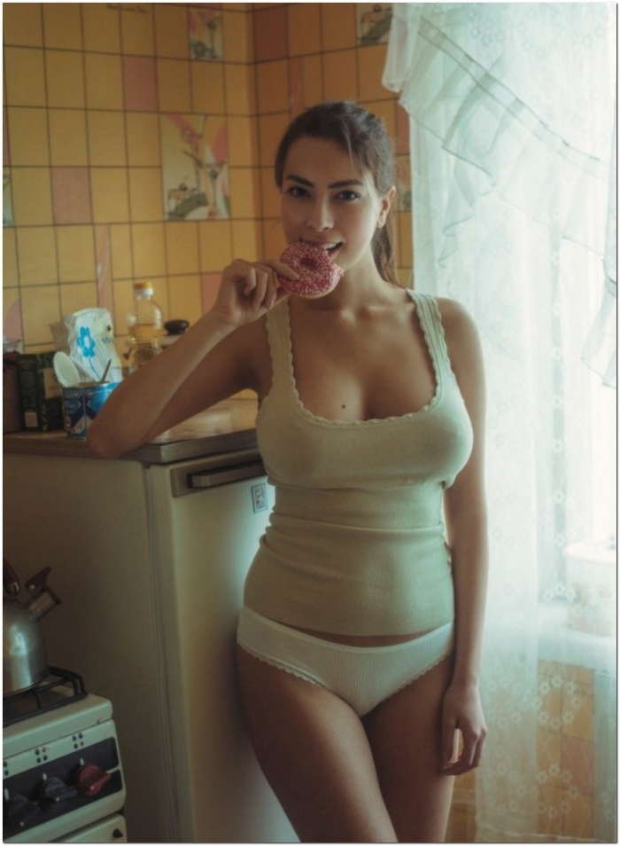 симпатичная девушка